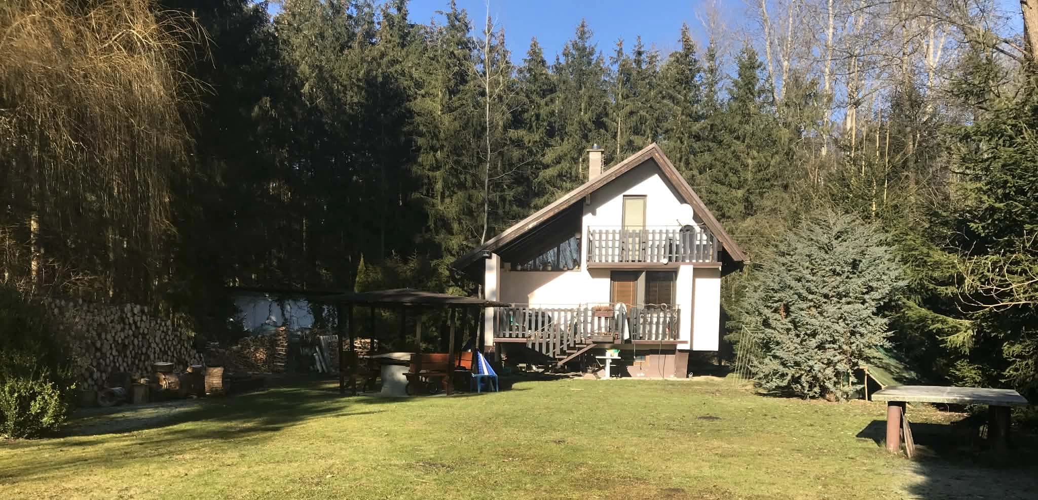 Chata u babi a dědy